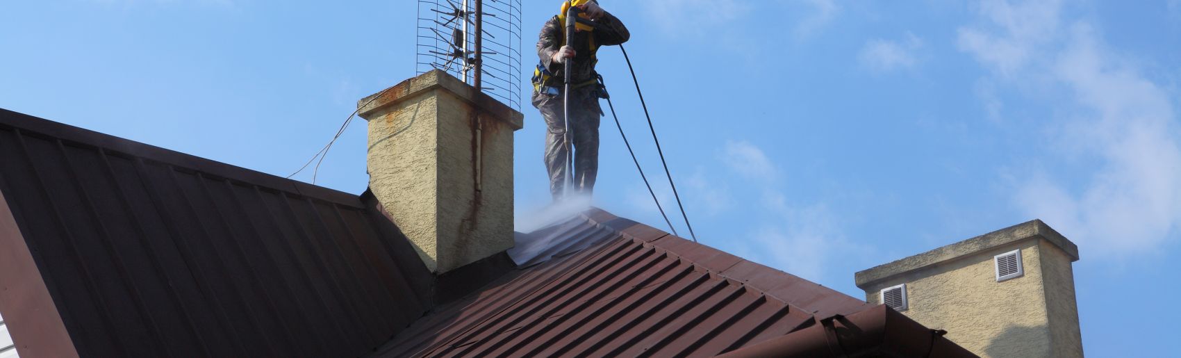 dallas roof cleaning